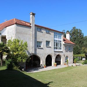 Os Areeiros Turismo Rural & Bodega